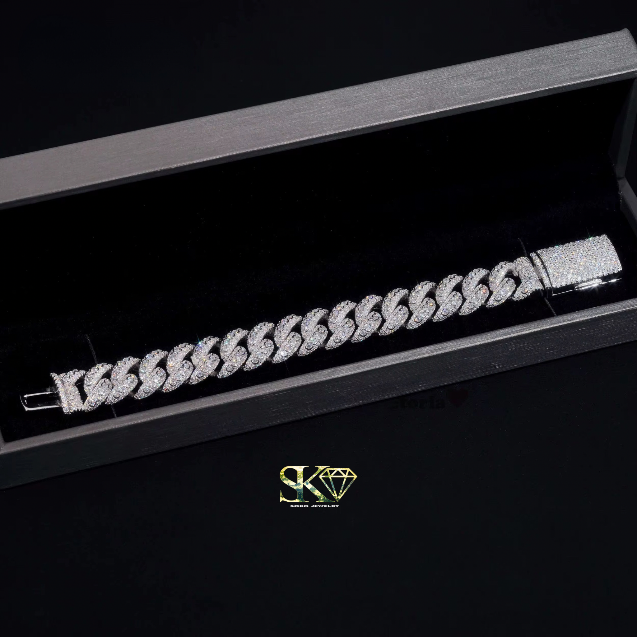 Cuban Bracelet in S925 Silver with VVS Moissanite 15MM