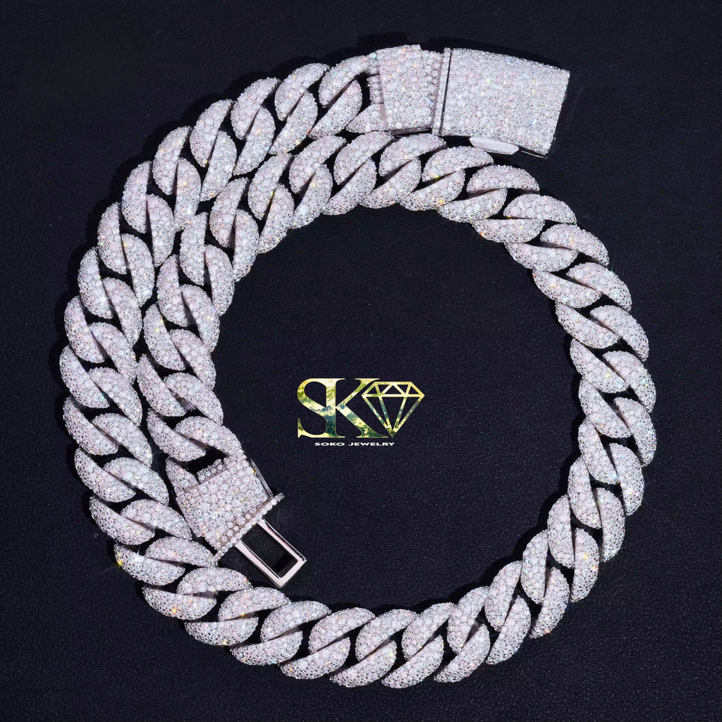 15mm Cuban Chain in S925 Silver with Reinforced VVS Moissanite Clasp