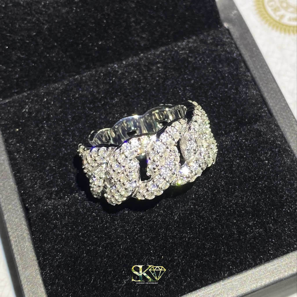 Cuban Link Ring in S925 Silver with VVS Moissanites