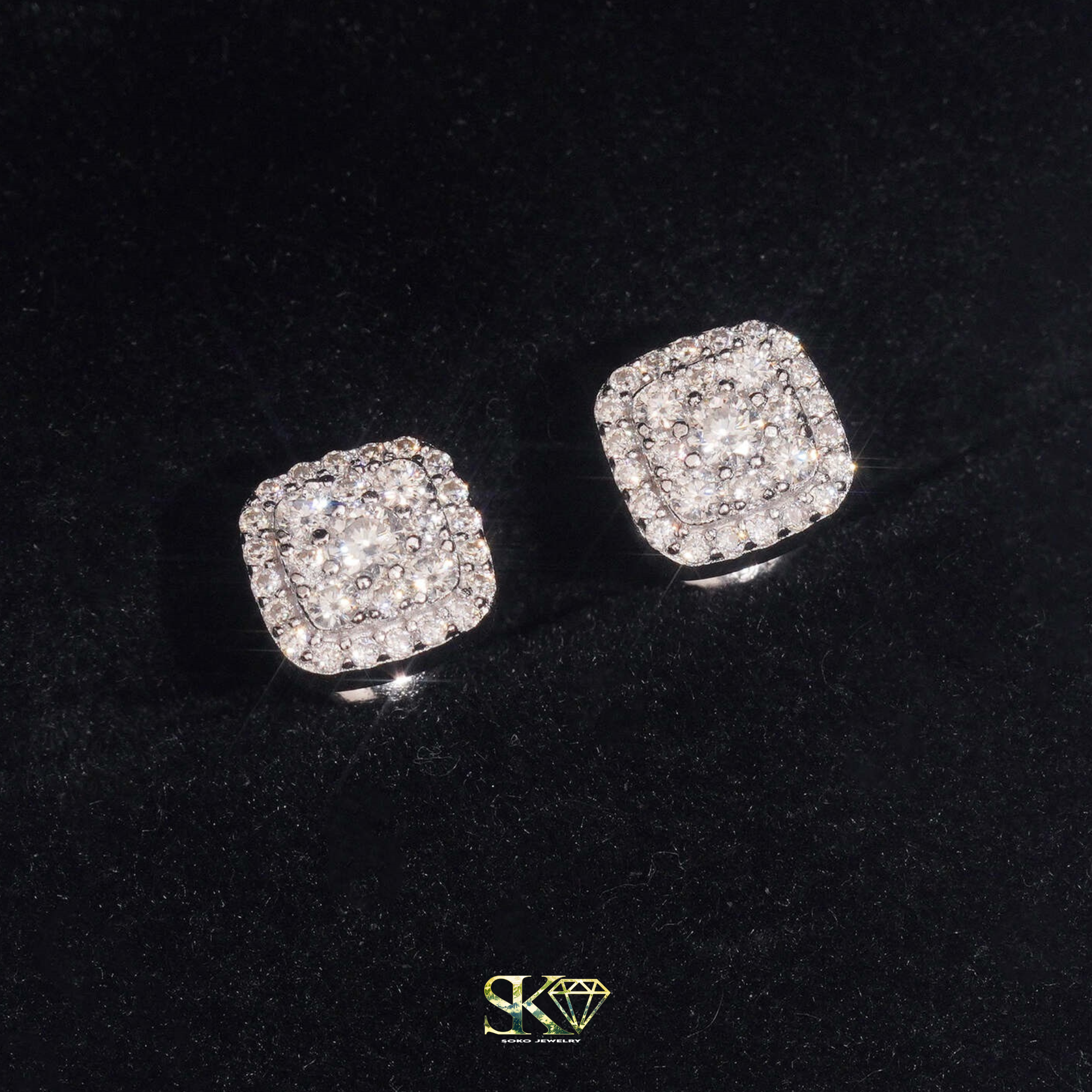 Square Earrings in S925 Silver with VVS Moissanite 8mm