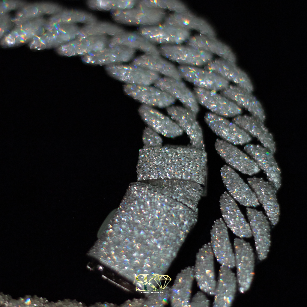 12mm Cuban Chain in S925 Silver with VVS Moissanite