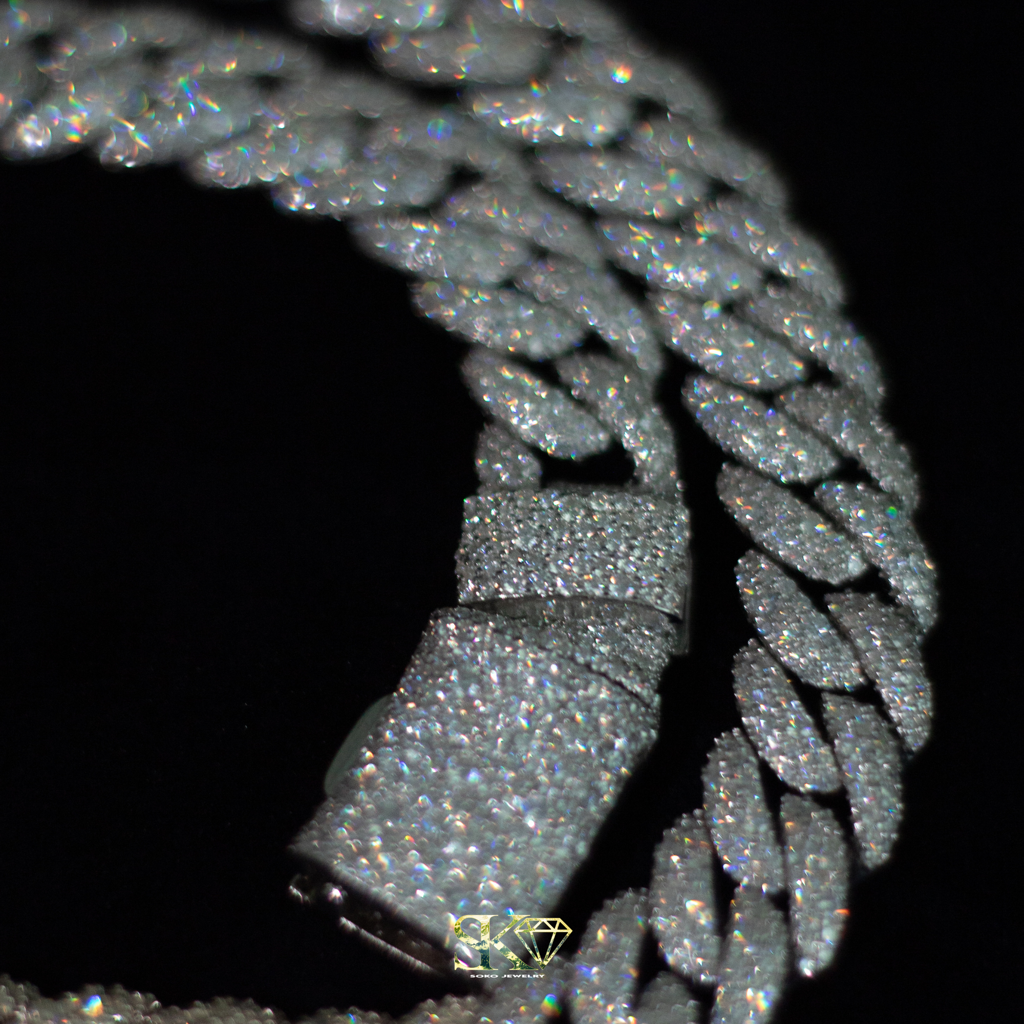 12mm Cuban Chain in S925 Silver with VVS Moissanite