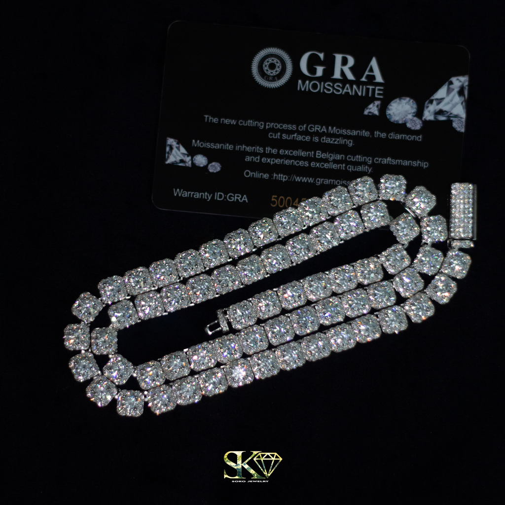 Cluster Tennis Chain in S925 Silver with VVS Moissanite