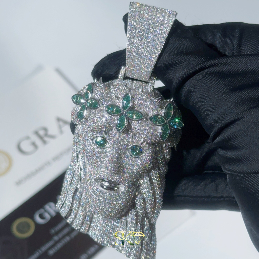 Jesus Pendant in S925 Silver with Moissanites and Emeralds